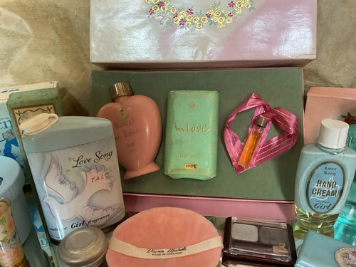 Vintage 1960 make up - vintage,