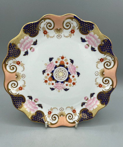 Wedgwood plate cabinet - ~,