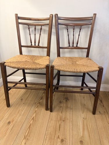Pair vintage wooden rush - pair,
