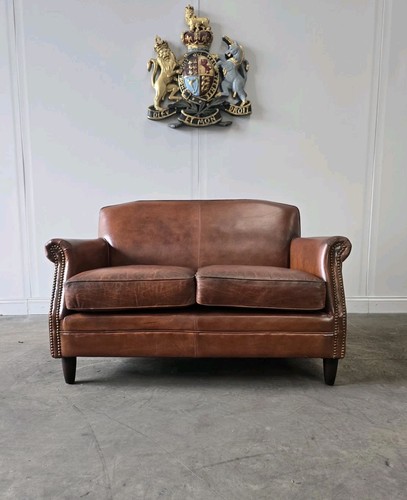 Two seater petite vintage - two,