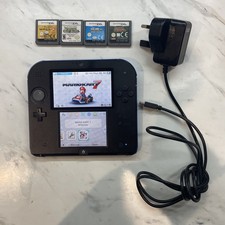 Nintendo 2DS Black Blue Mario Kart Edition 4 games and charger good condition