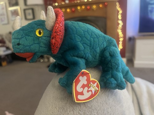 Bnwt retired beanie baby - ty,