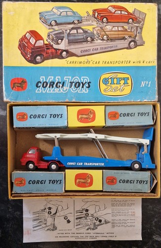 Early issue corgi major gift - corgi,