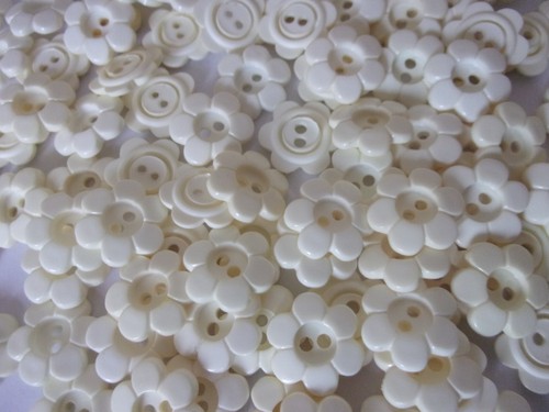Job lot buttons hole - 50, 2