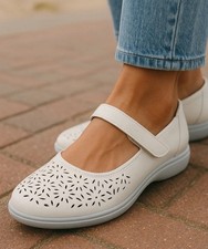 Pavers Leather Mary Jane Shoes