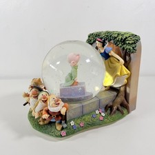 Disney Snow White And The