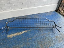 Travall Dog Guard for Audi A4 S4 Avant 2001-2008 Heavy Duty Tailored Fit Barrier