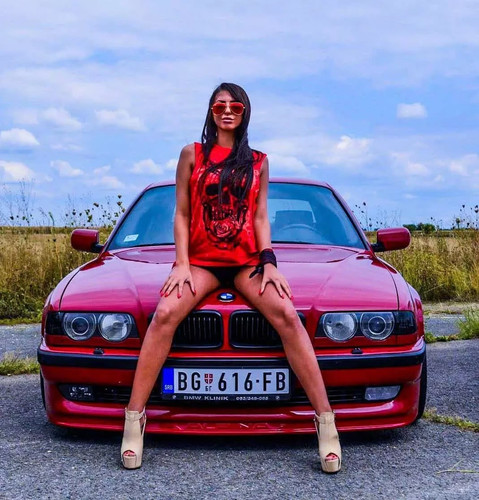 Bmw e38 front bumper - front,