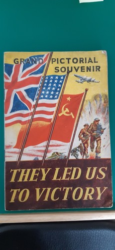 Ww2 grand pictorial souvenir - souvenir,