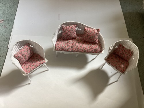 Dolls house handmade - , basket