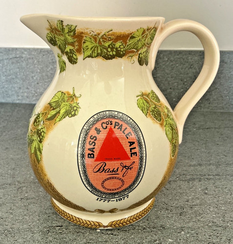 Bass pale ale ceramic - &,