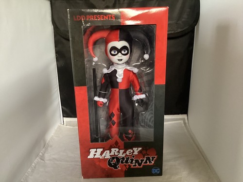 Mezco living dead dolls - living,