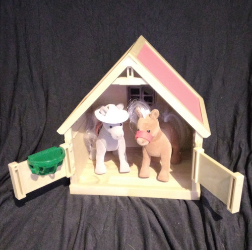 Sylvanian families barn - sylvanian,