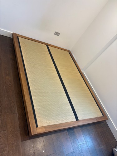 Futon company kingsize wooden - company,