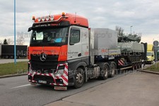 Truck Photo Mercedes-Benz