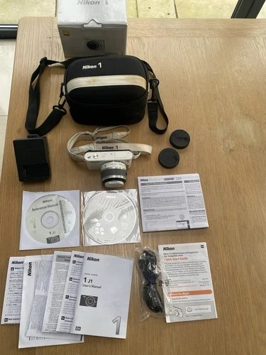Nikon digital camera - j1,