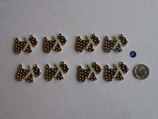 Small wooden Scottie Dog