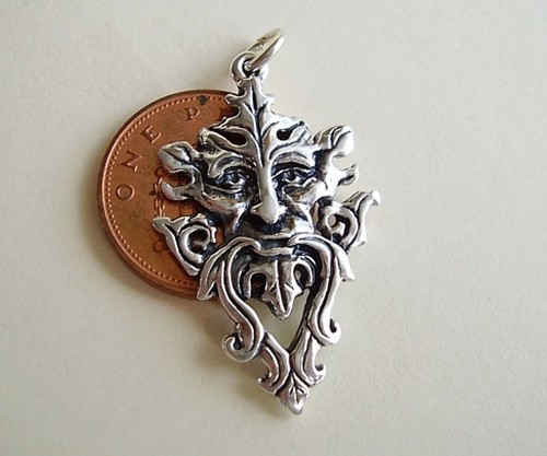 Gorgeous the green man - ,