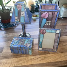 Renee Mackintosh set