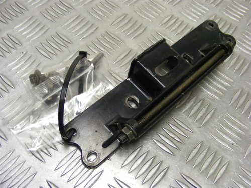 Fjr1300 fuel tank pivot - tank,