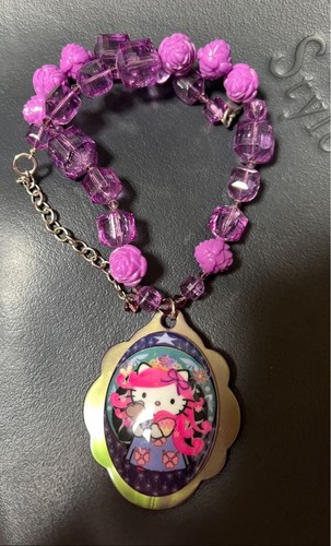 Tarina tarantino hello kitty - tarina,