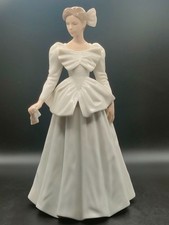 NAO by Lladró Porcelain Figurine Elegant Lady with Bow Dress Spain 1994