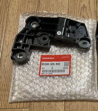 HONDA Genuine OEM S2000 AP1 AP2 Hardtop Rear Side Catcher Bracket RH