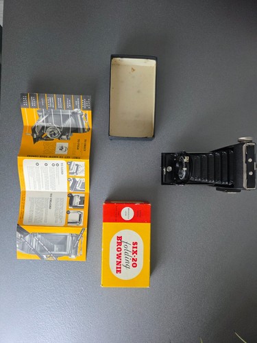 Kodak six folding brownie - kodak,
