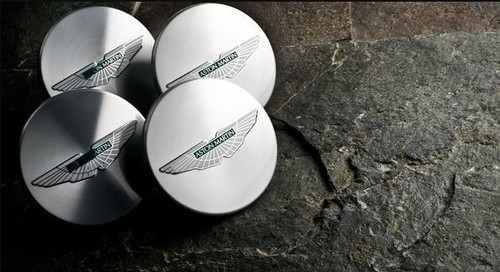 Aston martin wheel - martin, centre