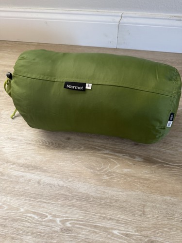 Marmot goose down - goose, never