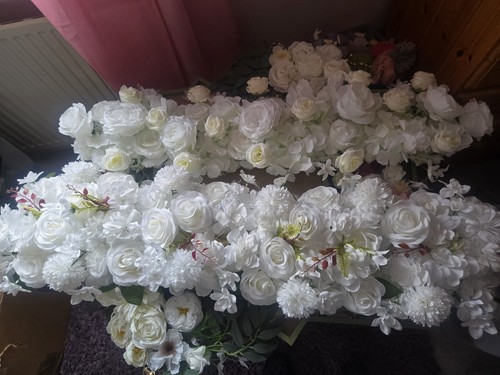 Job lot wedding decorations - job,