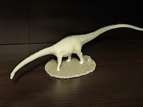 Scale diplodocus resin - scale,