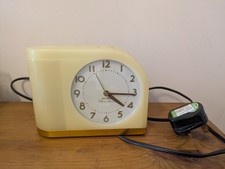 Westclox Light Up Big Ben Moon Beam Light Up Electric Alarm Clock Yellow