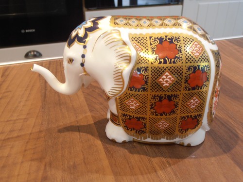 Royal crown derby paperweight - royal,