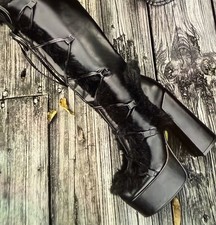 Women’s faux fur-lined High