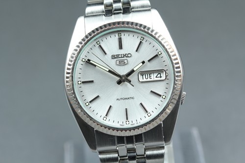 1999 mint seiko 5 - [n,