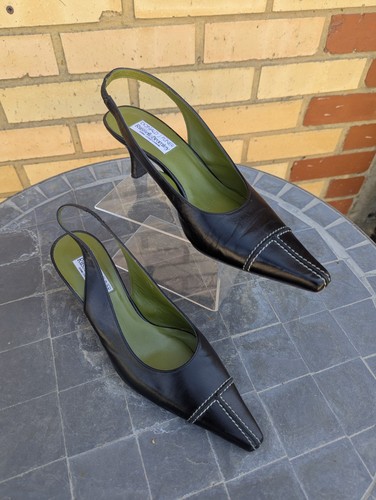 Russell and bromley - (donald, j