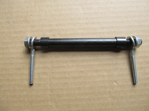 Mini dirt bike axle spindle