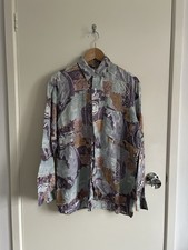 Revolt Vintage/Retro Hawian