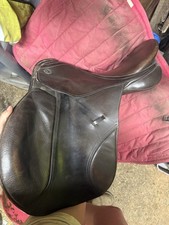 16.5 inch medium wide brown Kieffer GP saddle. changeable gullet