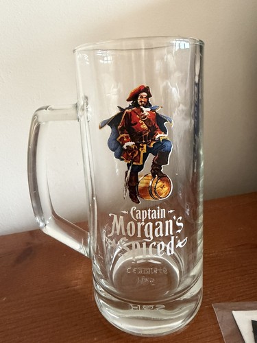 Captain morgan spiced rum - captain,