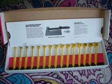 Lee Powder Measure Dipper Kit includes 15 graduated powder dippers 90100