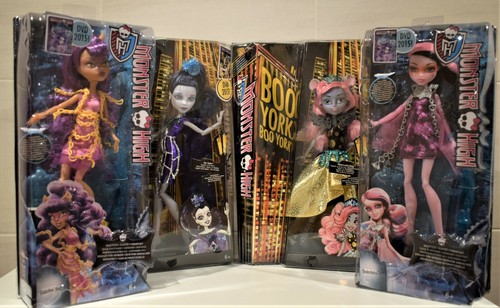 Monster high doll - high,