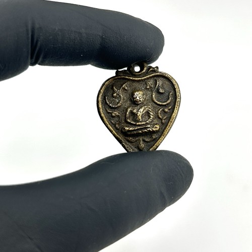 Thai buddha amulet - phra, baipo