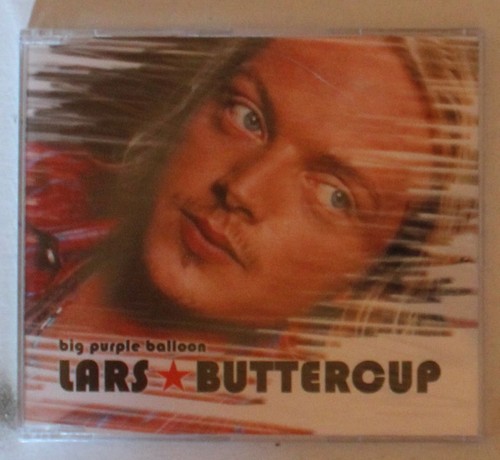 Lars buttercup big - buttercup,