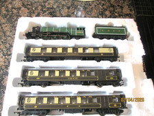 HORNBY 00 GAUGE  4-6-2 LOCO &