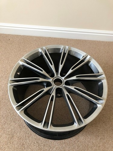 Genuine aston martin wheel - aston,