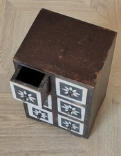 Small vintage wooden jewellery
