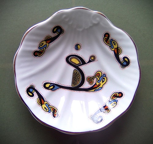 Royal tara shell pin dish - tara,
