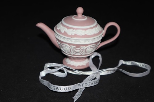 Wedgwood jasperware christmas - wedgwood,